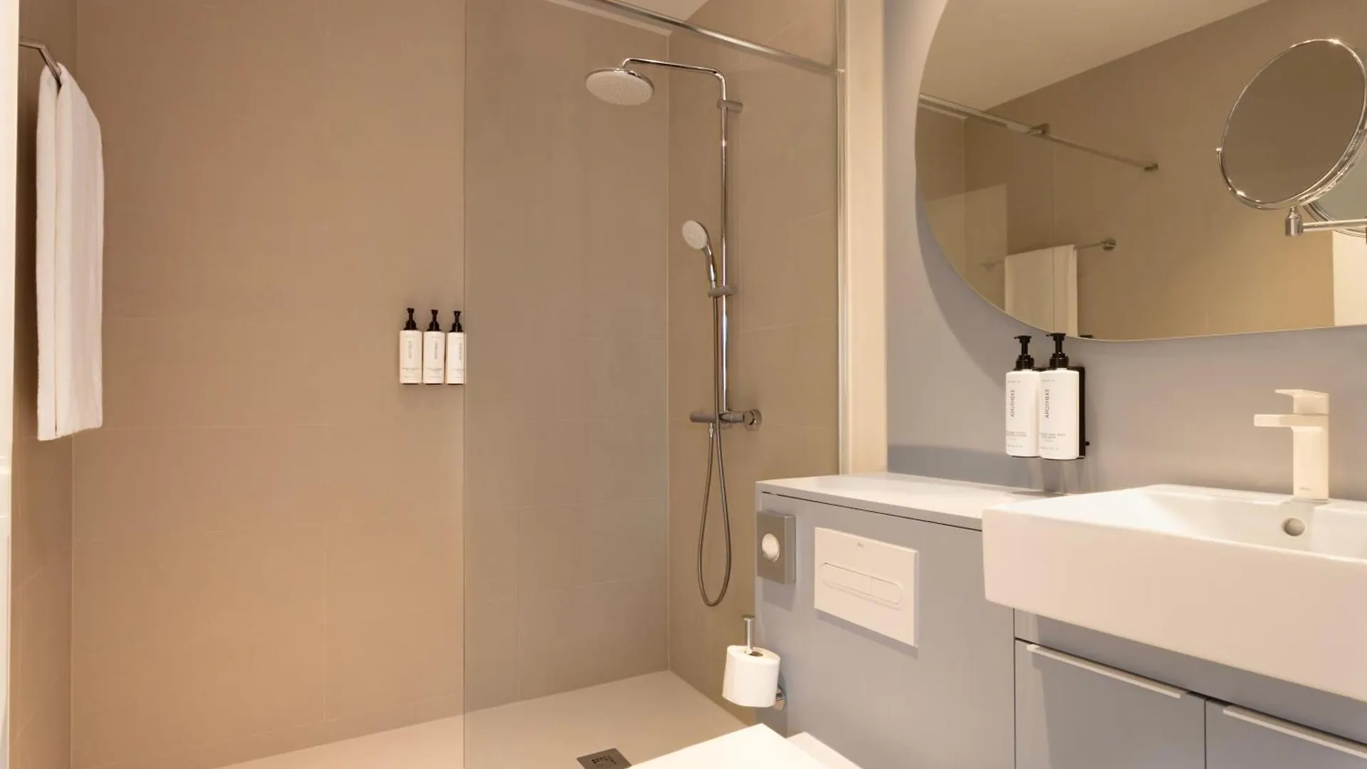 Staybridge Suites & Apartments Malaga By Ihg 3*,