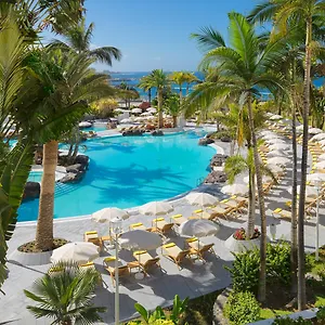 https://hotel-jardines-de-nivaria.adeje-hotels.com